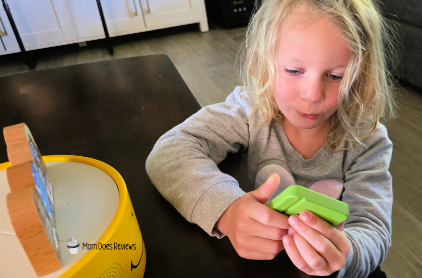 Qubs Toys Screen-Free Toys