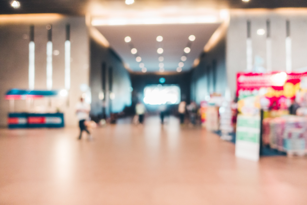 blur of mall