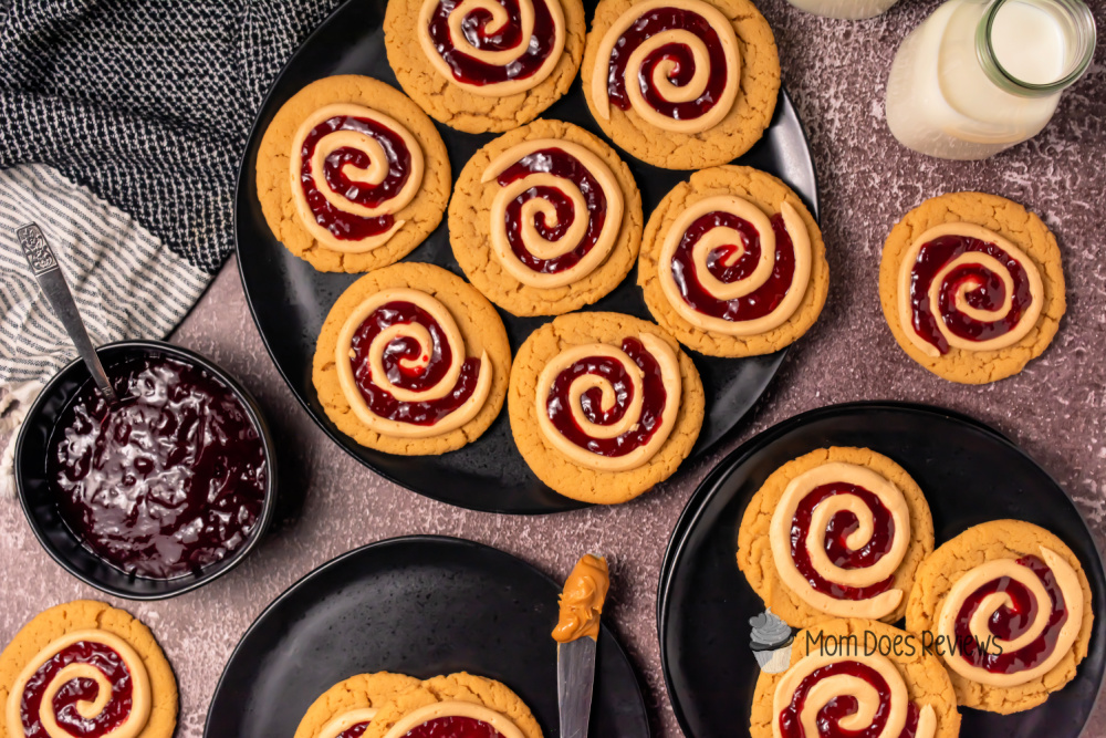 Copycat Crumble PBJ cookies