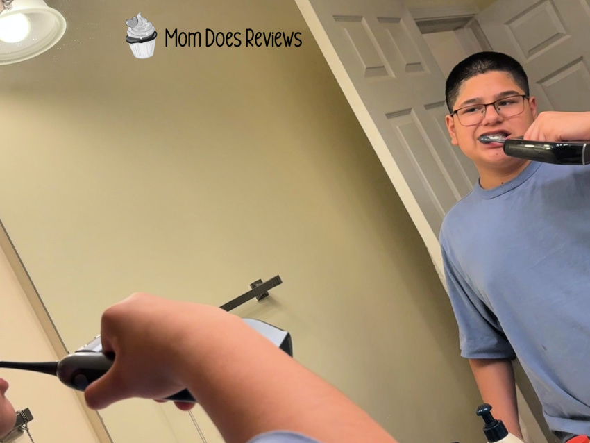 Marchpower 3 in 1 electric toothbrush