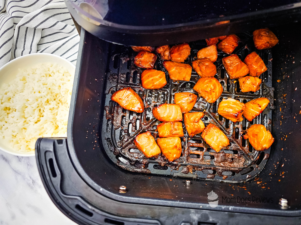 Air Fryer Salmon Bites
