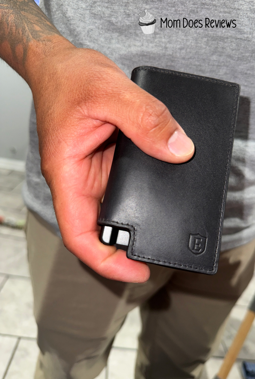 Ekster wallet pro