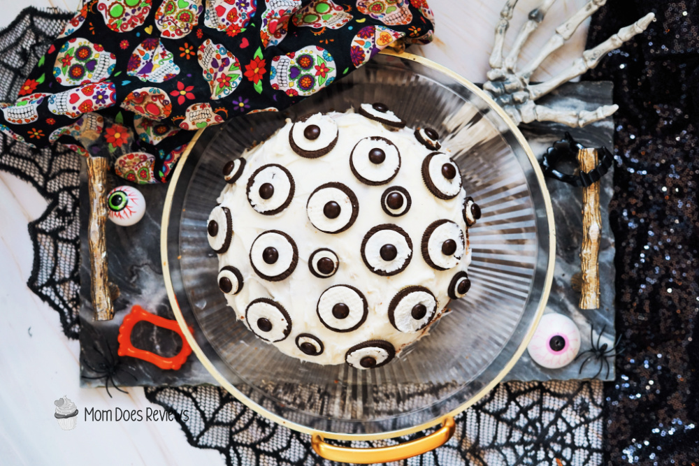 Halloween Eyeball Cake