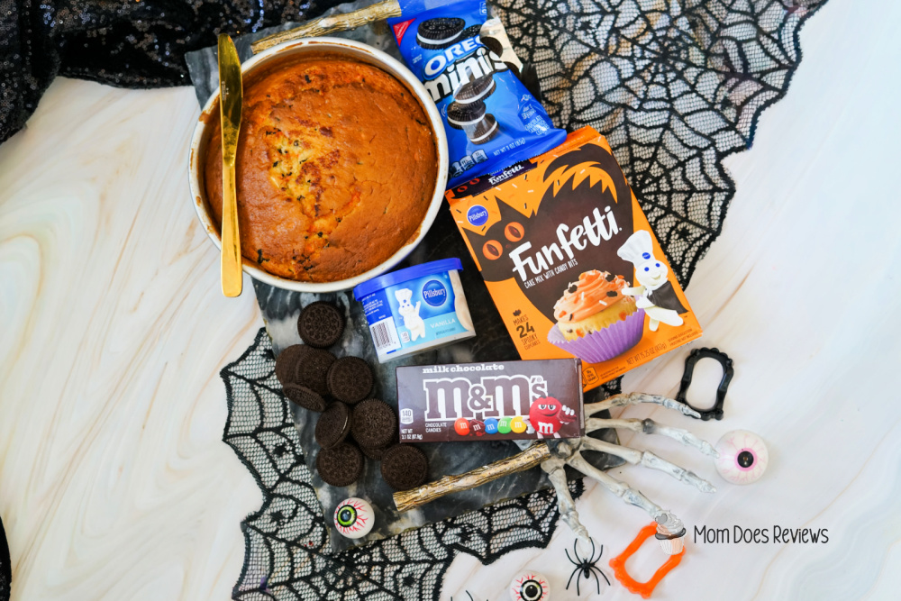 Halloween Eyeball Cake