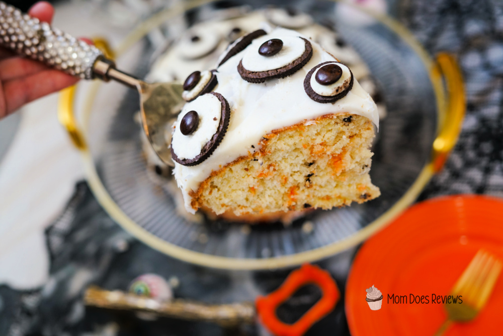 Halloween Eyeball Cake