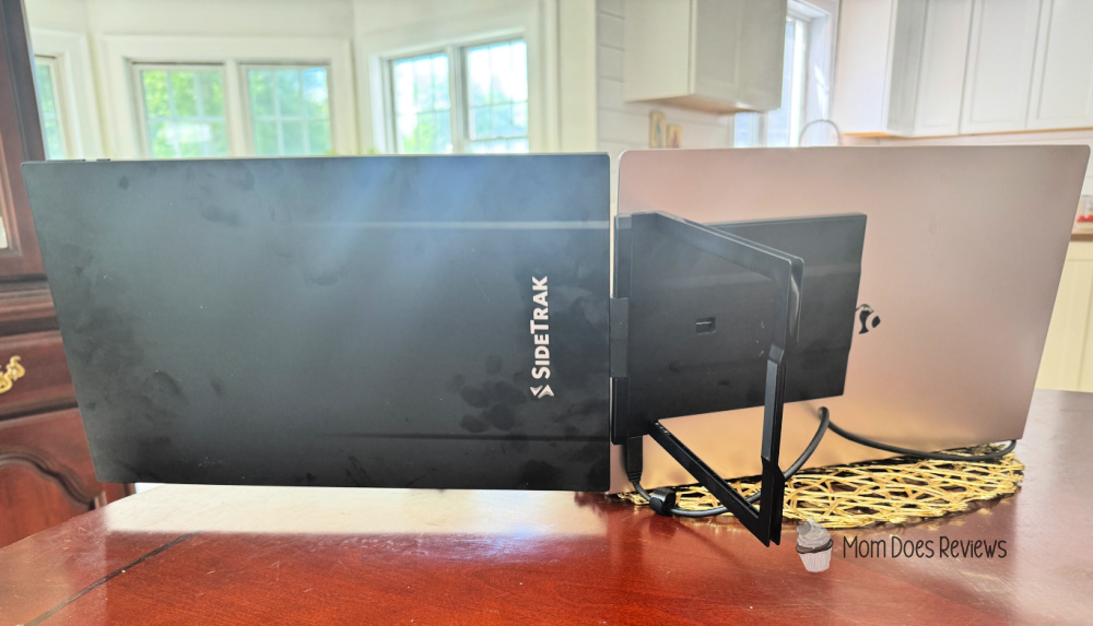 SideTrak® Swivel 15" Attachable Portable Monitor