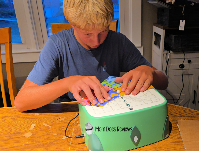 Cutting puzzles