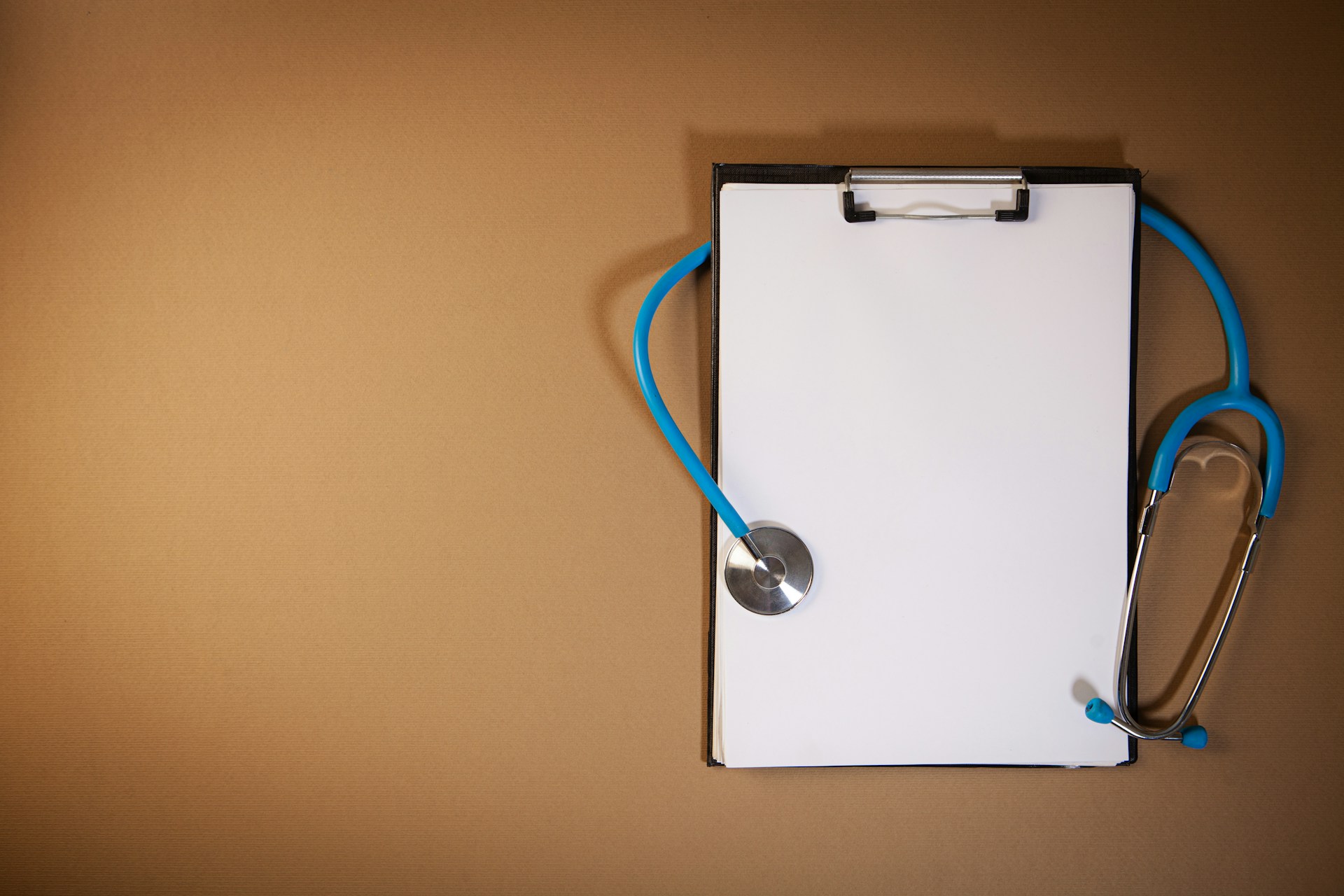 clipboard with stethoscope