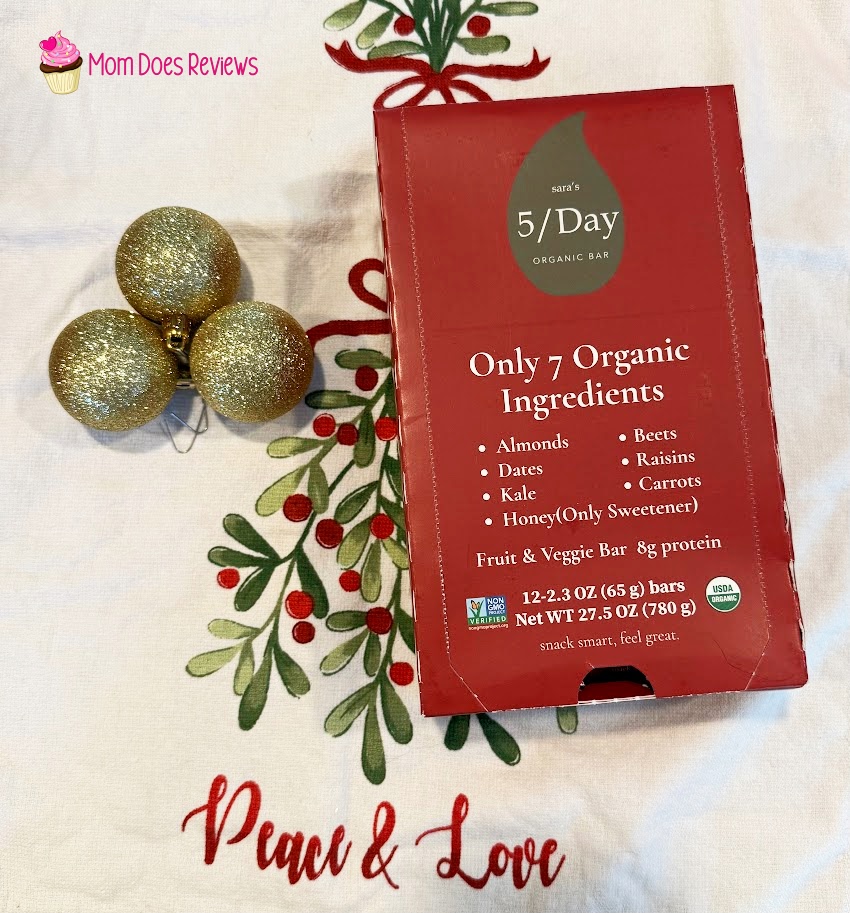 Sara's 5/Day Organic Bars in an unopened box