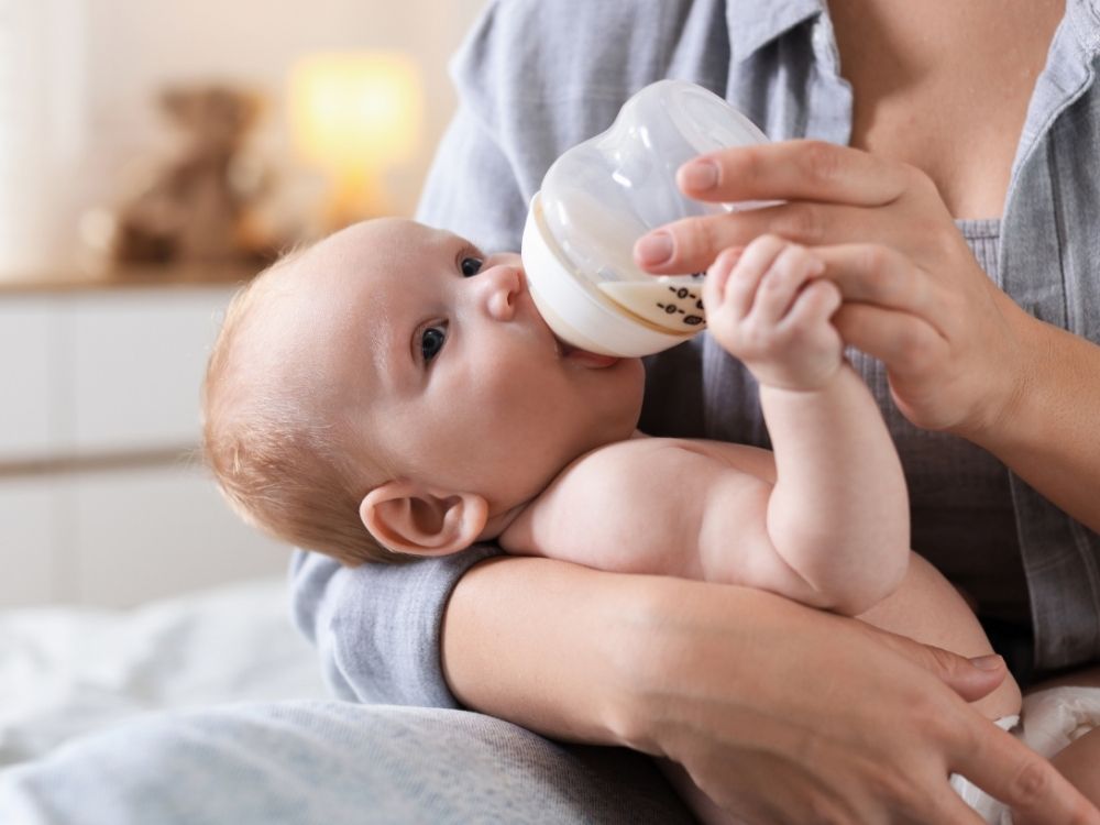 baby feeding