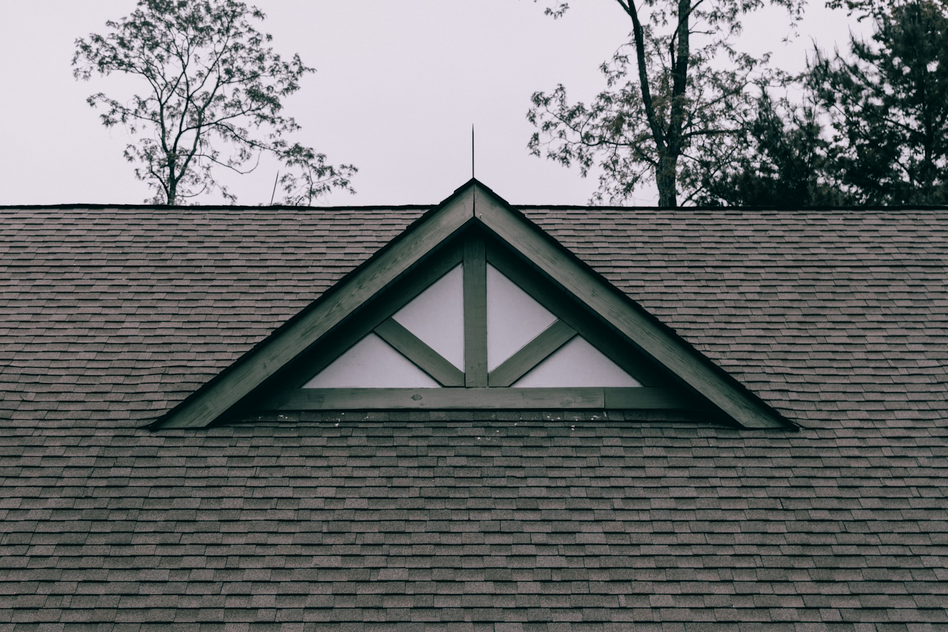 roof with triangles